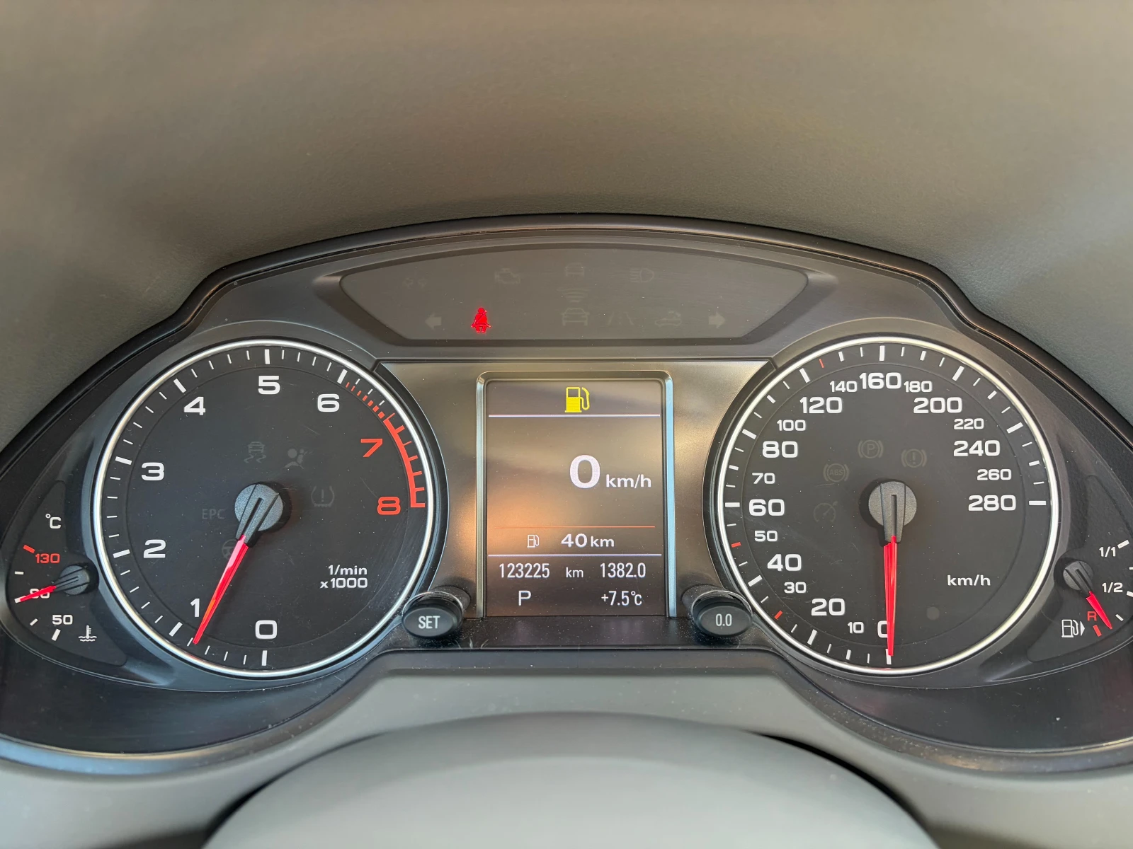 Audi Q5 QUATTRO BANG OLUFSEN  КАТО НОВА, снимка 10 - Автомобили и джипове - 53838392