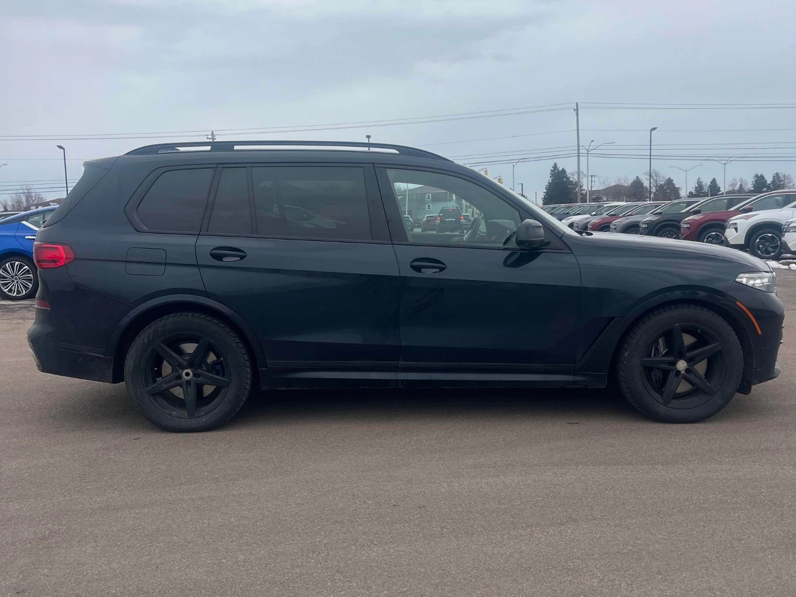 BMW X7 40I С РЕГИСТРАЦИЯ & АВТО КРЕДИТ, снимка 5 - Автомобили и джипове - 54041954