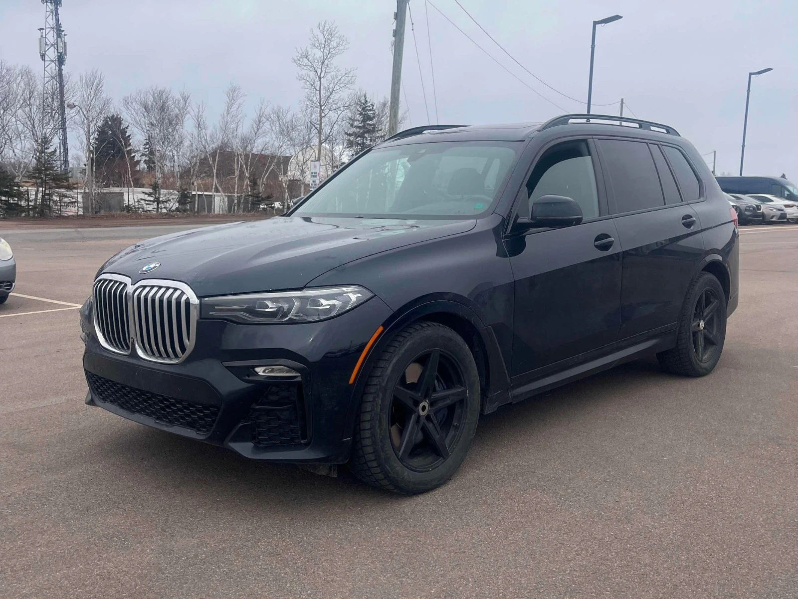 BMW X7 40I С РЕГИСТРАЦИЯ & АВТО КРЕДИТ, снимка 2 - Автомобили и джипове - 54041954