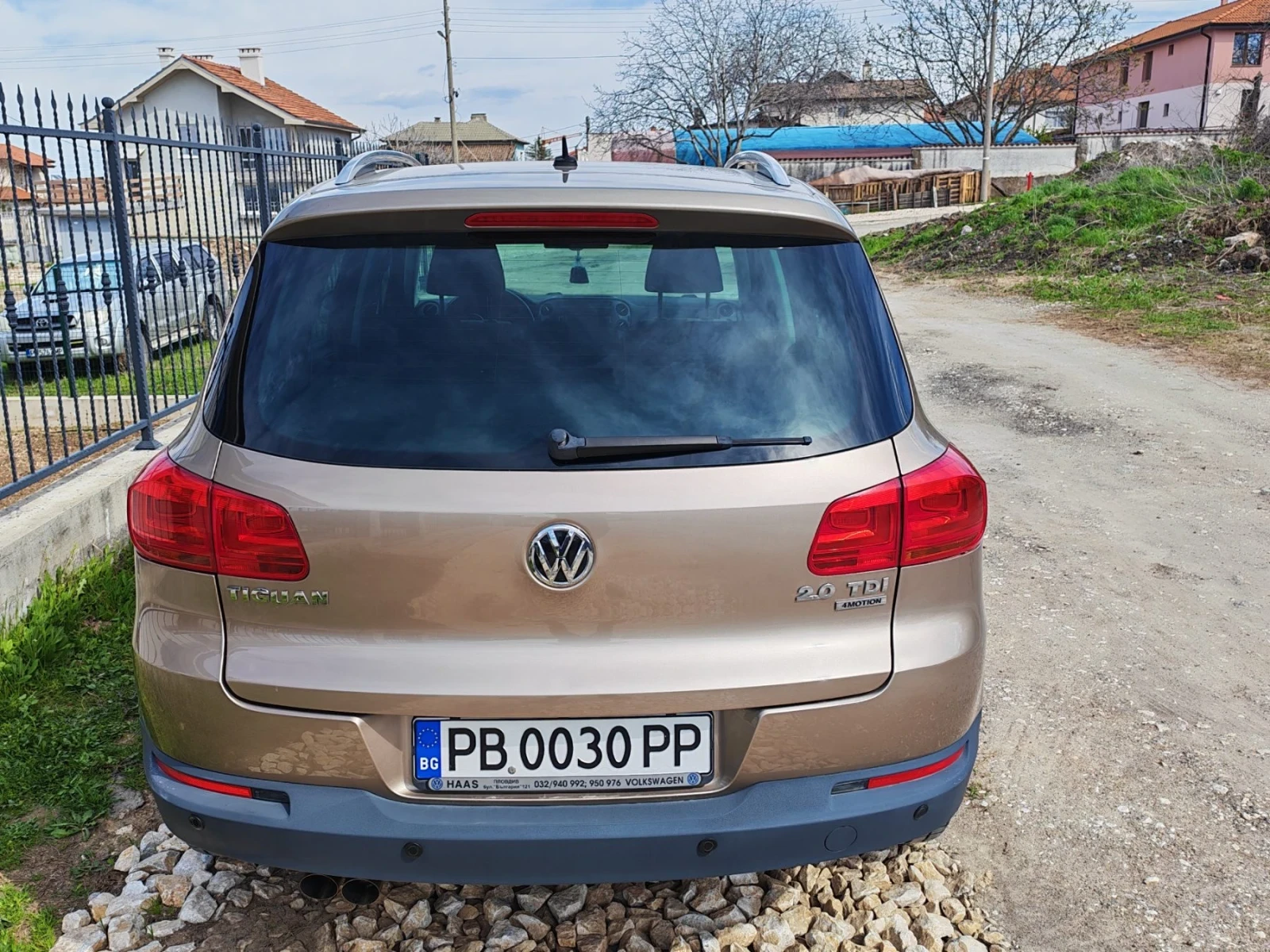 VW Tiguan, снимка 2 - Автомобили и джипове - 54162927