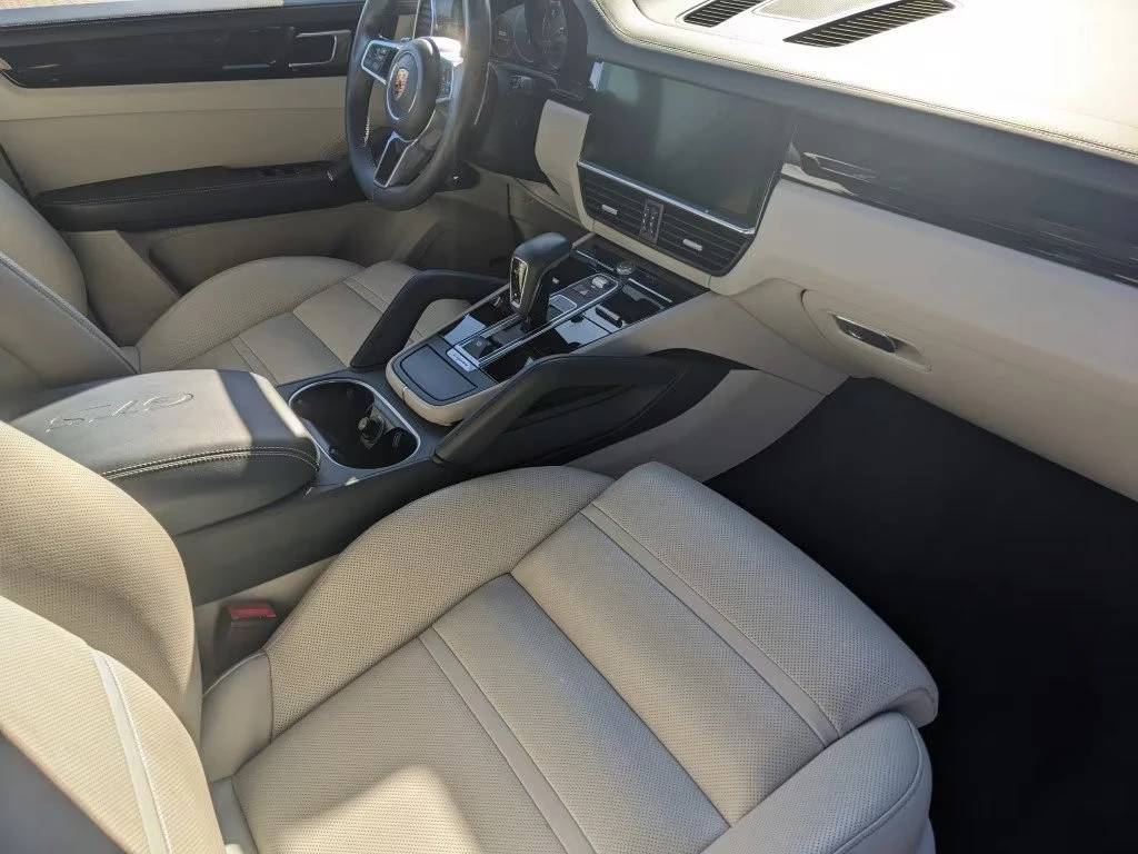 Porsche Cayenne GTS/460HP/PANO/ОБДУХ/360/ACC/MEMO/453z, снимка 12 - Автомобили и джипове - 54702956