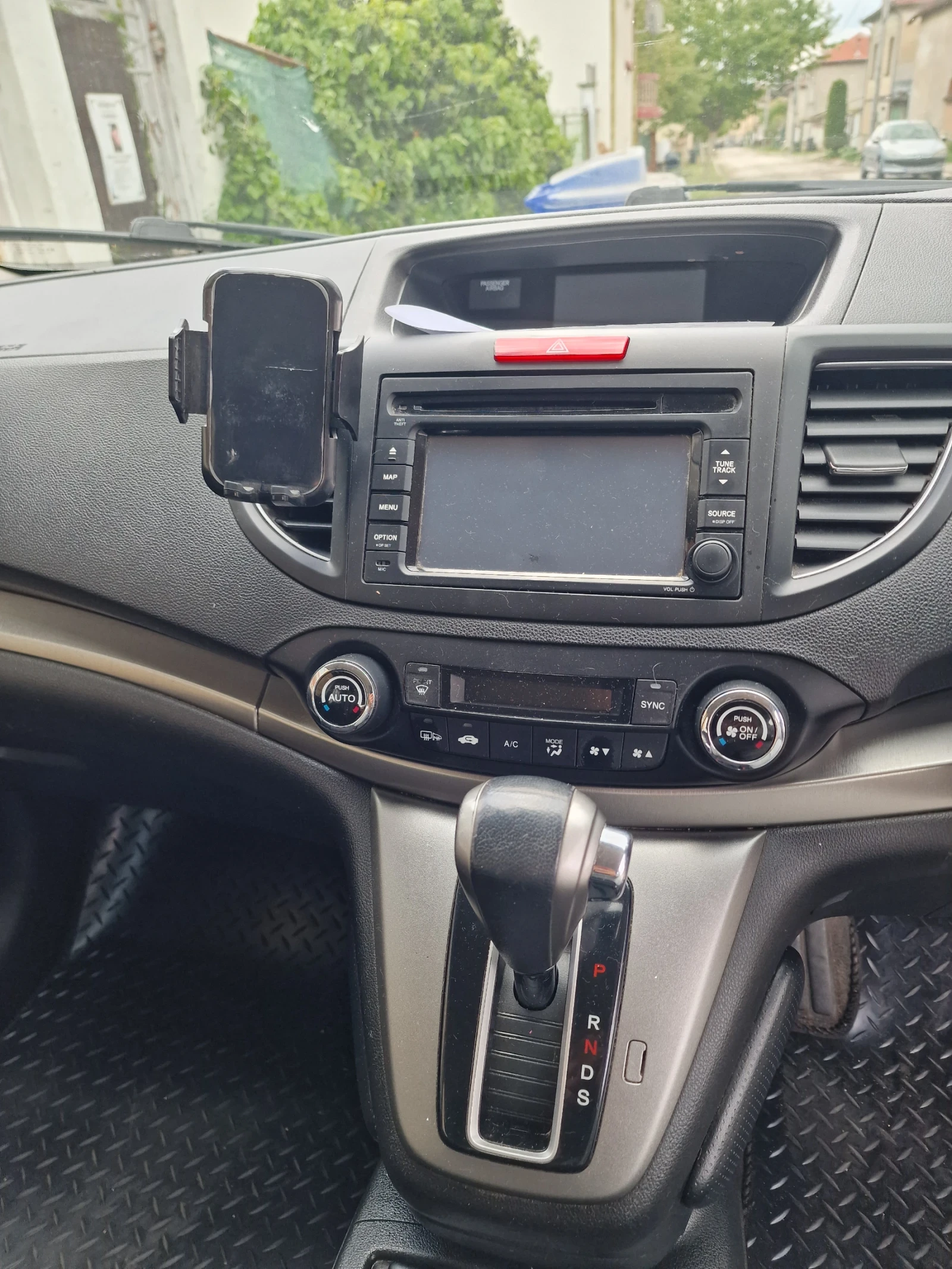 Honda Cr-v, снимка 10 - Автомобили и джипове - 54758079