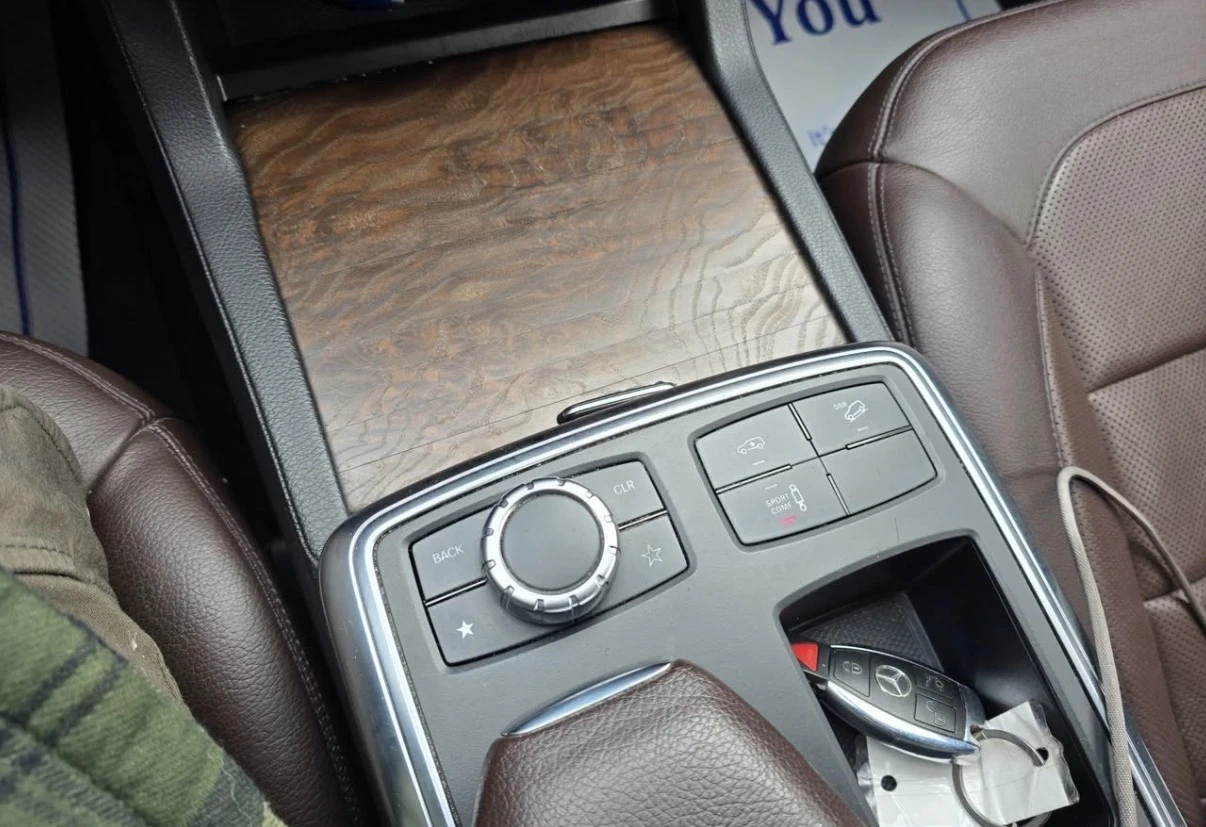 Mercedes-Benz GL 350 D * AMG * H&K * ОБДУХВАНЕ * 360 * 7 МЕСТА * CARFAX, снимка 10 - Автомобили и джипове - 55791918