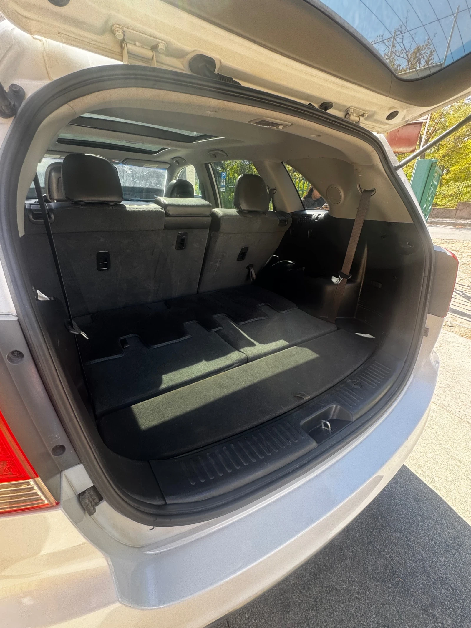 Kia Sorento SX 3.5 V6 7места TOP!!!, снимка 15 - Автомобили и джипове - 56261290