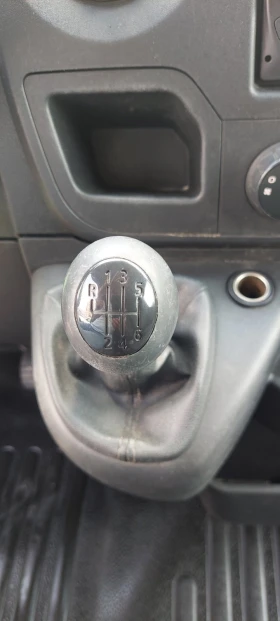 Nissan NV400 2.3 dci клима, снимка 17