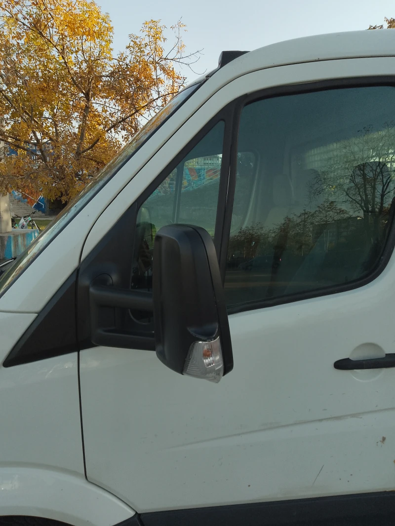 VW Crafter, снимка 10 - Бусове и автобуси - 47786614