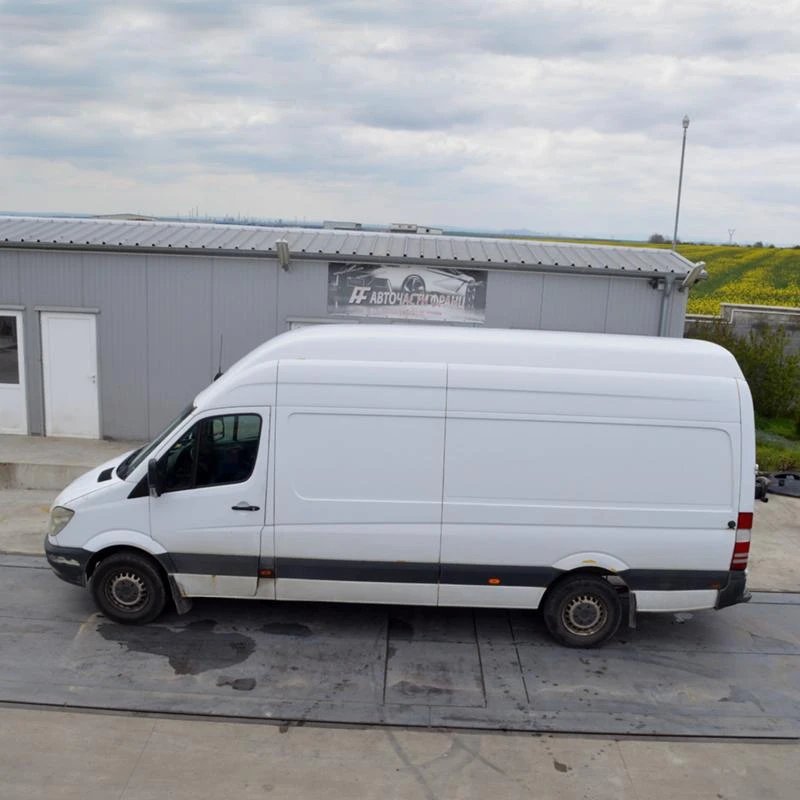 Mercedes-Benz Sprinter 315 2.2 CDI, снимка 3 - Бусове и автобуси - 32619866