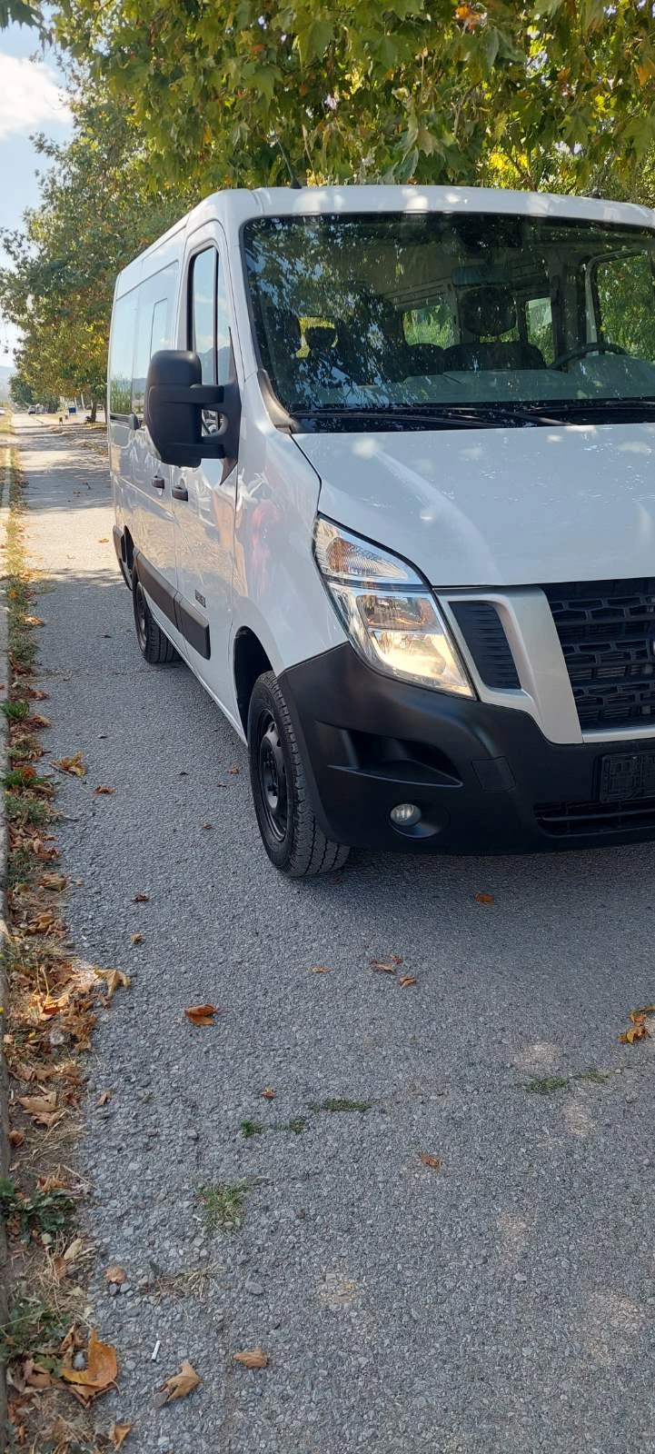 Nissan NV400 2.3 dci клима, снимка 7 - Бусове и автобуси - 55631781