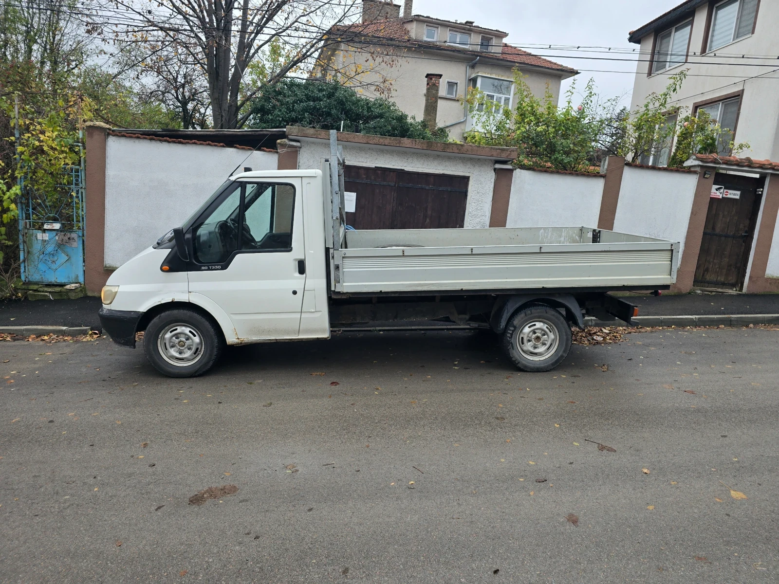 Ford Transit 90T330 - изображение 3
