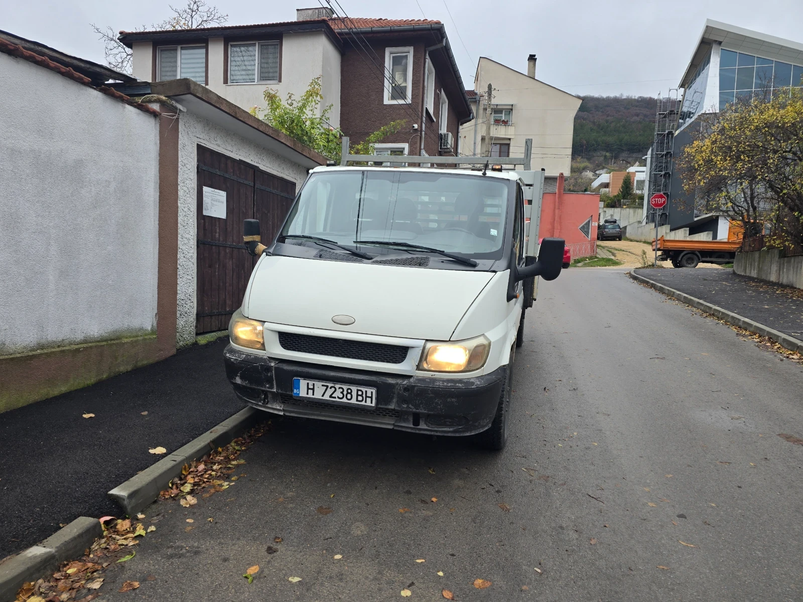 Ford Transit 90T330 - изображение 2