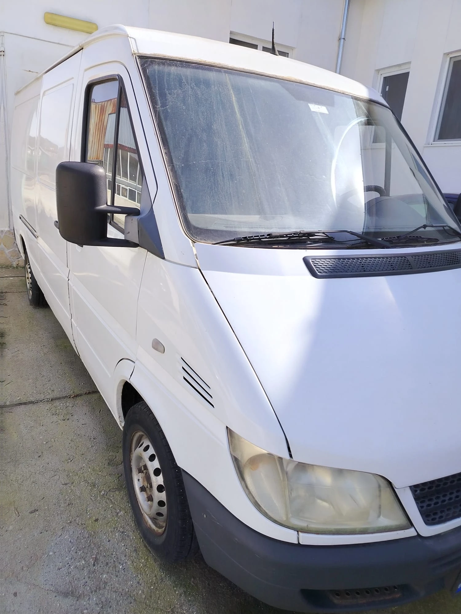 Mercedes-Benz Sprinter 208, снимка 3 - Бусове и автобуси - 53946947