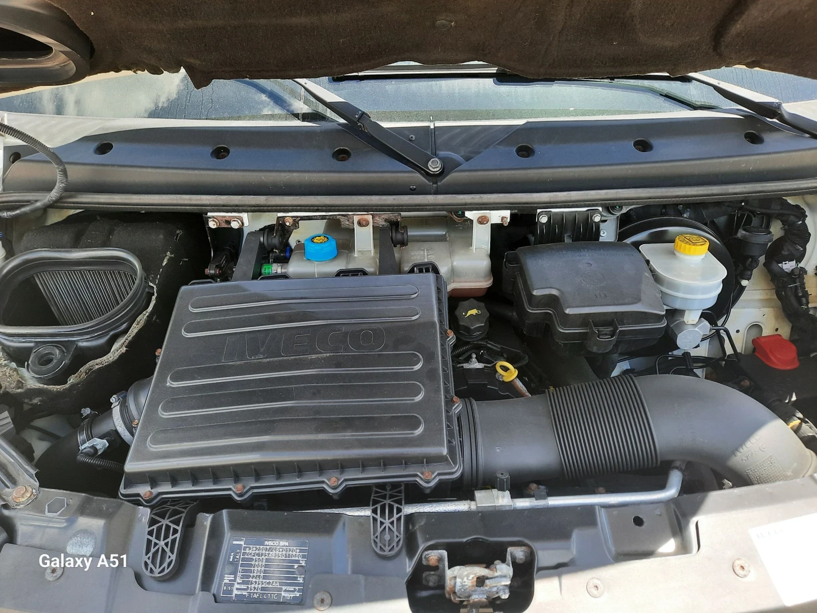 Iveco 35c15  150кс. Работещ КЛИМАТРОНИК , снимка 17 - Бусове и автобуси - 54714218