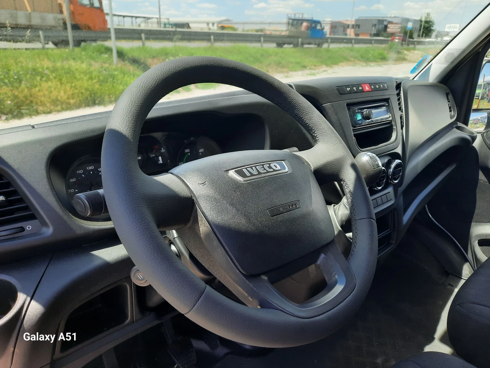 Iveco 35c15  150кс. Работещ КЛИМАТРОНИК , снимка 12 - Бусове и автобуси - 54714218
