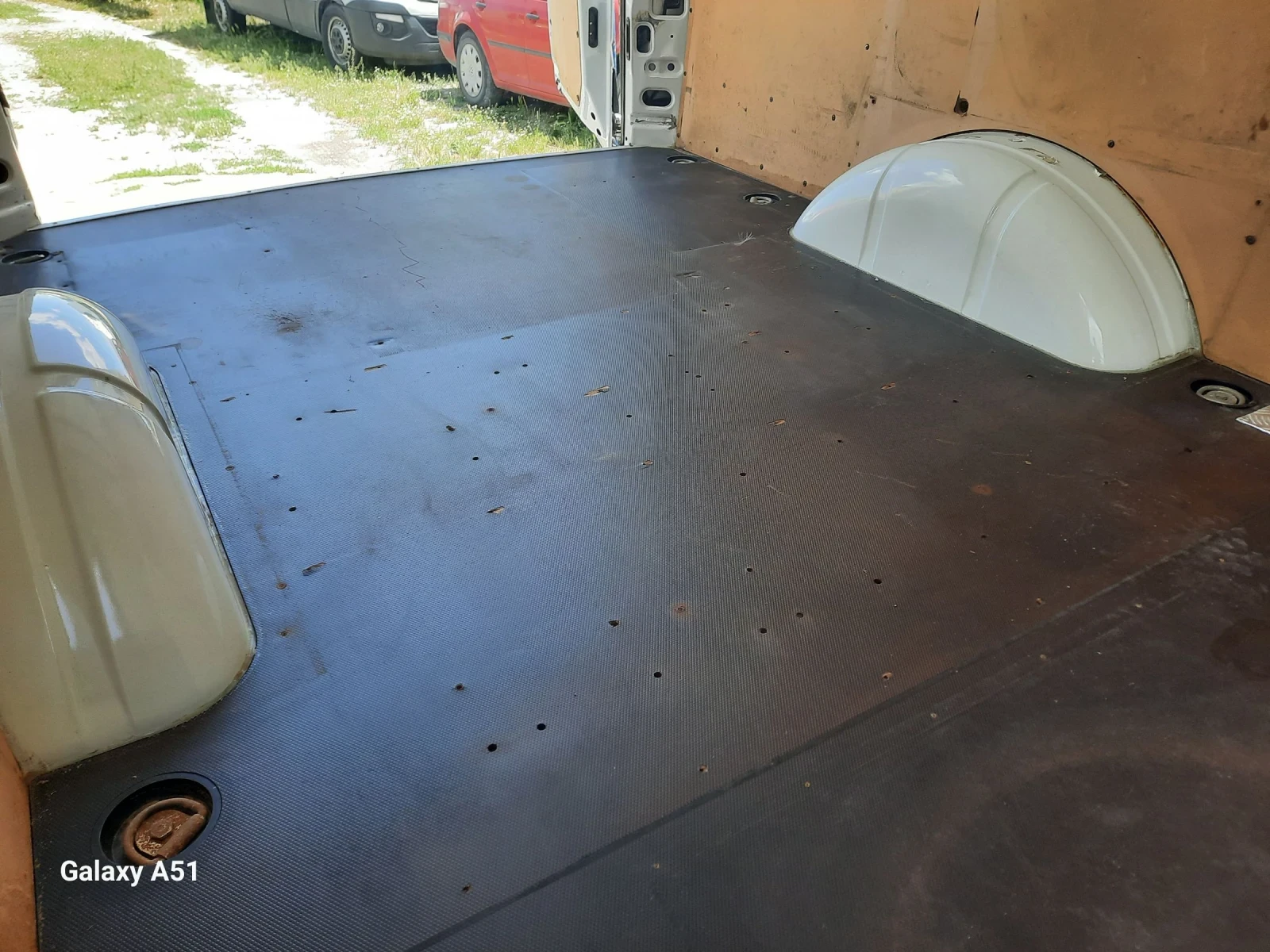 Iveco 35c15  150кс. Работещ КЛИМАТРОНИК , снимка 9 - Бусове и автобуси - 54714218