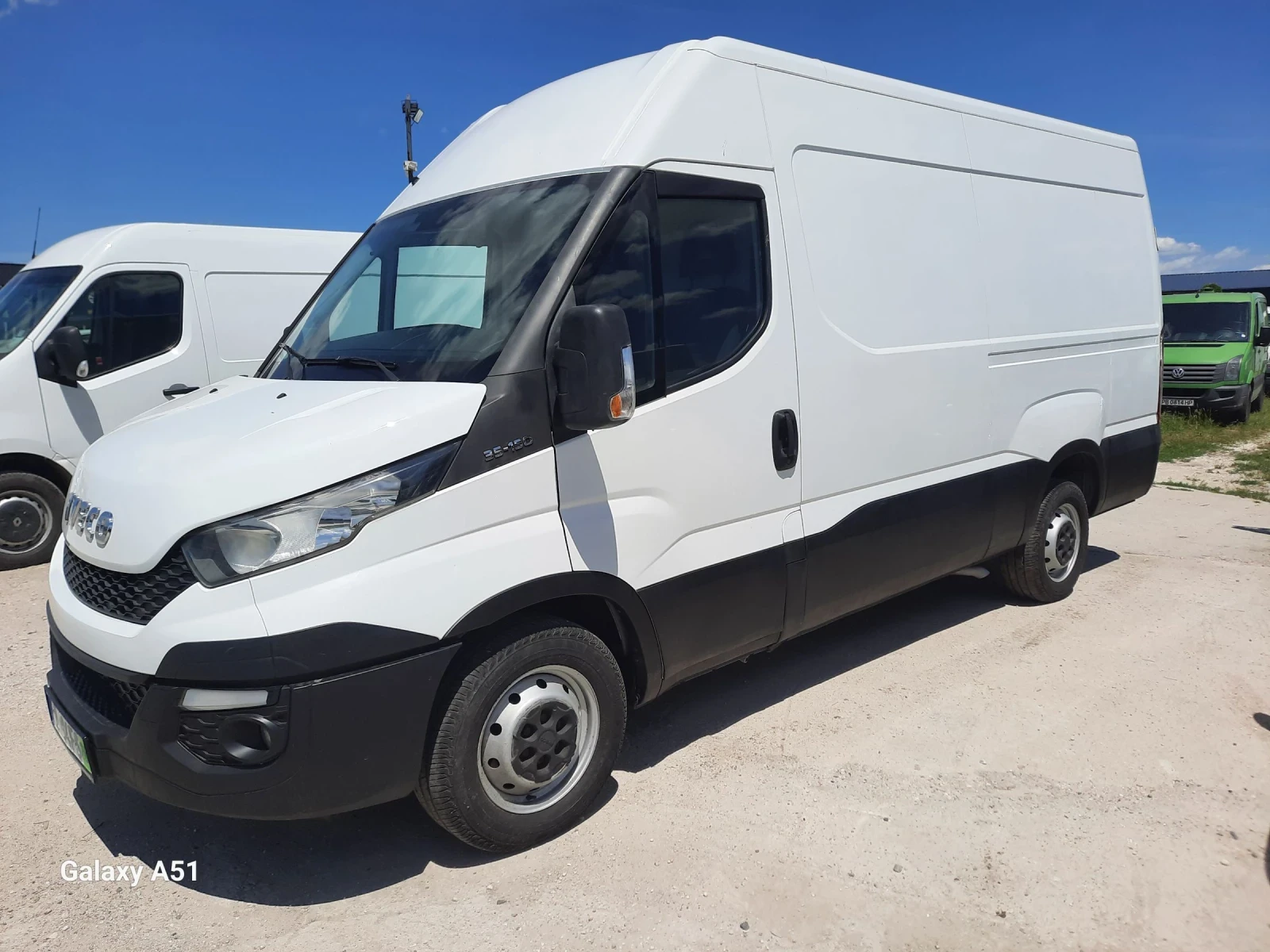 Iveco 35c15  150кс. Работещ КЛИМАТРОНИК , снимка 2 - Бусове и автобуси - 54714218