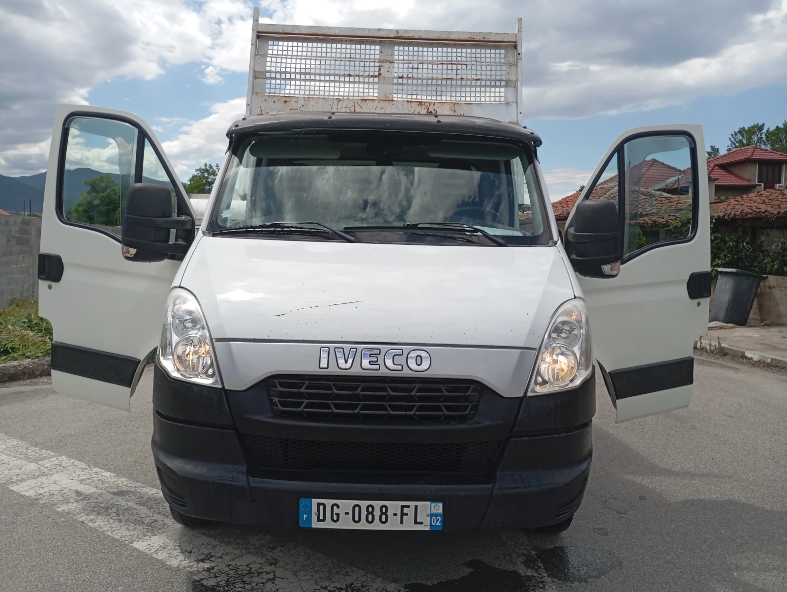 Iveco 35c15 САМОСВАЛ * 3.5 т.Б кат., снимка 2 - Бусове и автобуси - 54731280