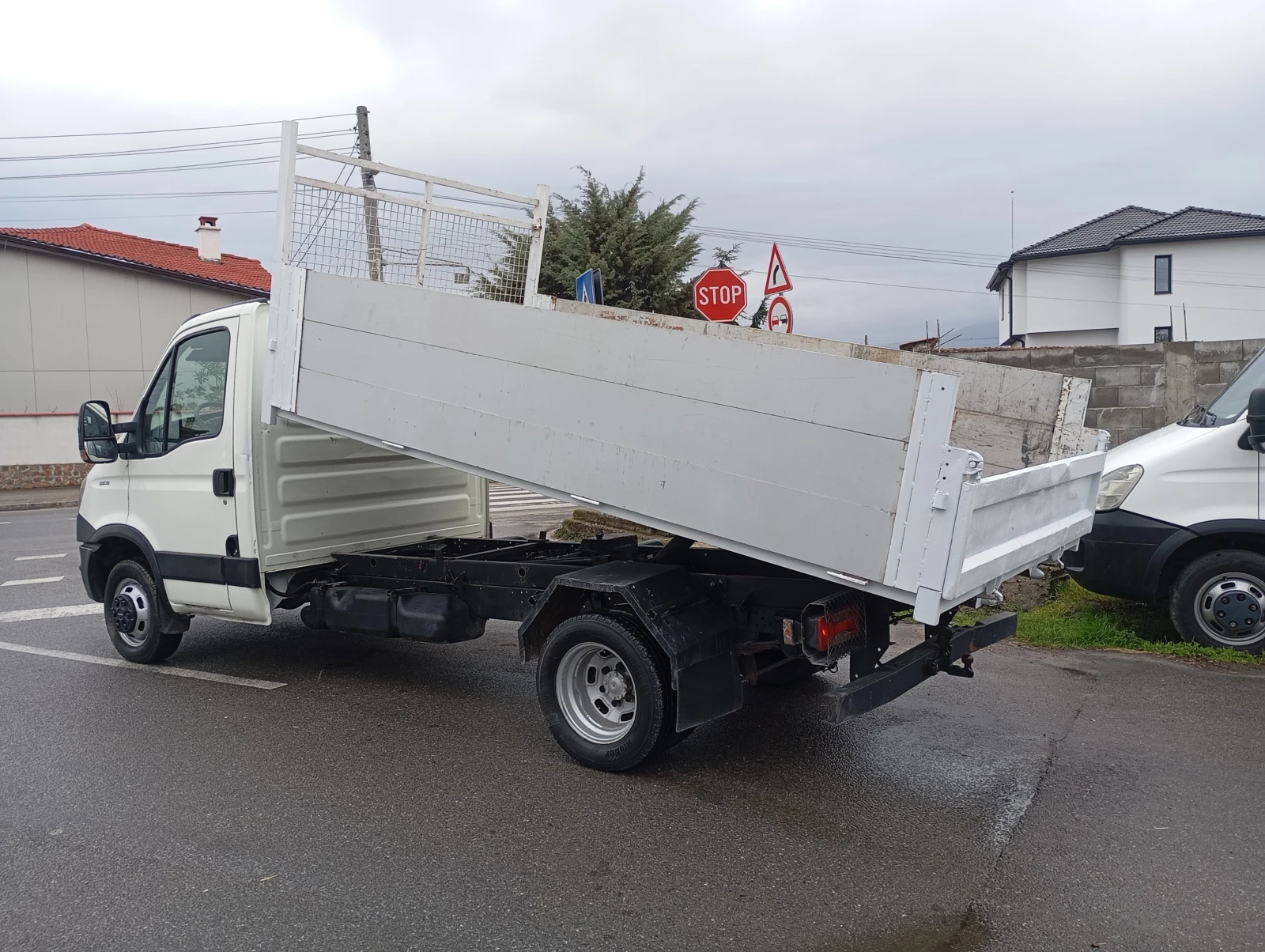 Iveco 35c15 САМОСВАЛ * 3.5 т.Б кат., снимка 12 - Бусове и автобуси - 54731280
