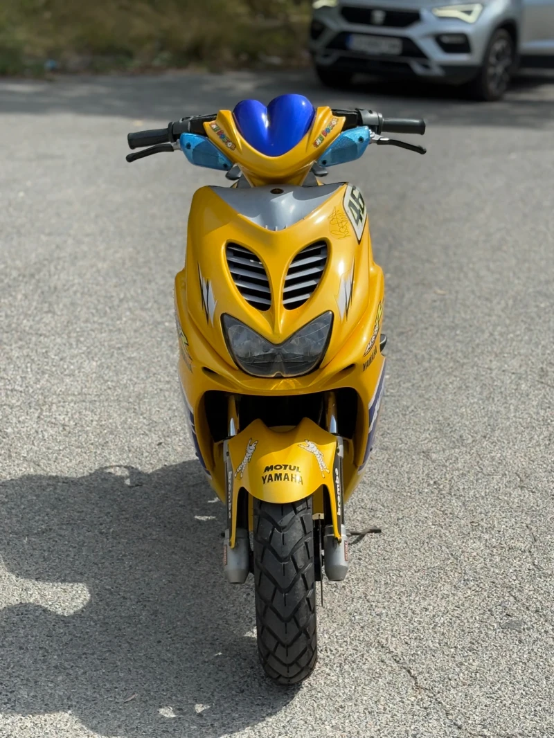 Yamaha Aerox Valentino Rossi, снимка 2 - Мотоциклети и мототехника - 51631916