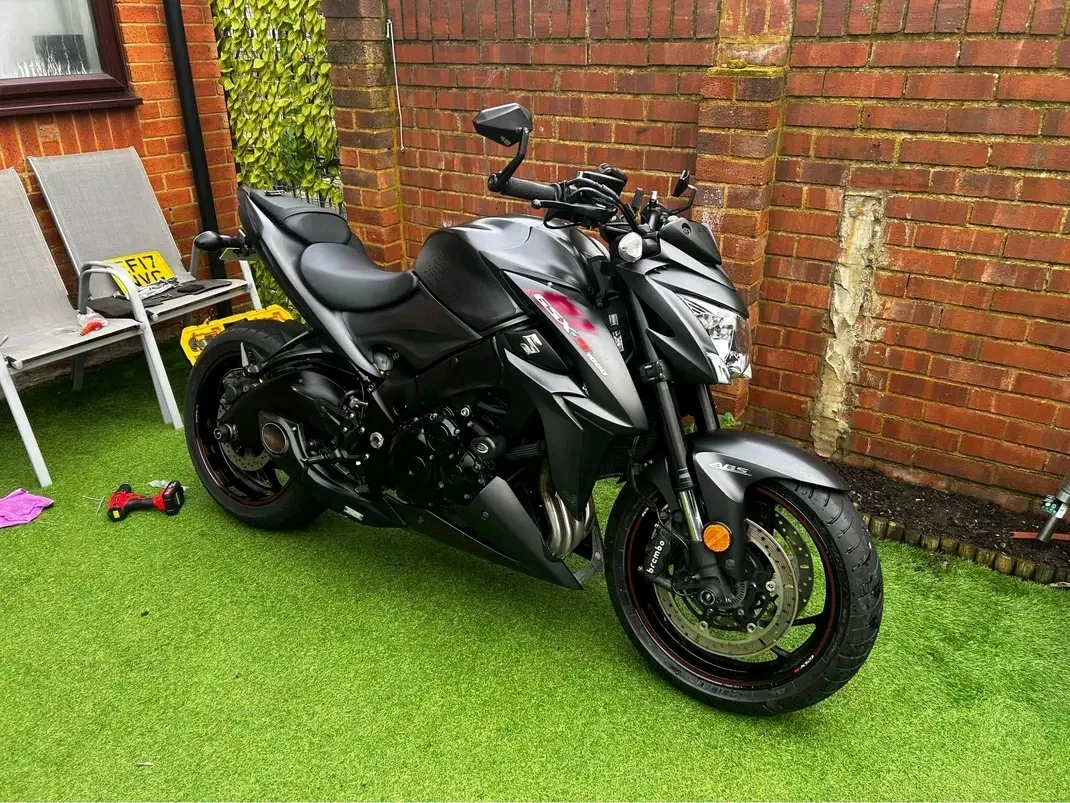 Suzuki Gsx  GSXS 1000 - изображение 4