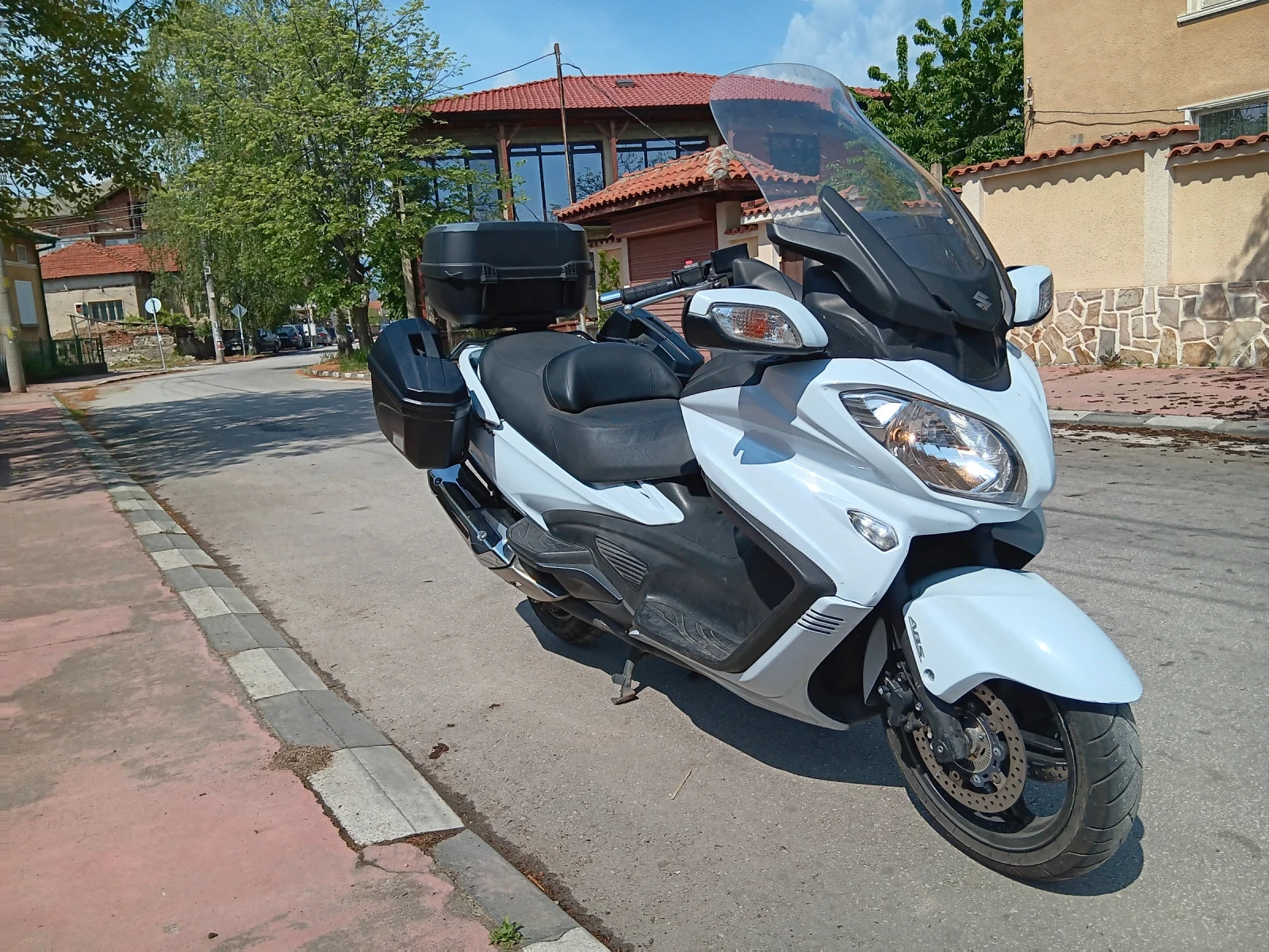 Suzuki Burgman, снимка 3 - Мотоциклети и мототехника - 54371560