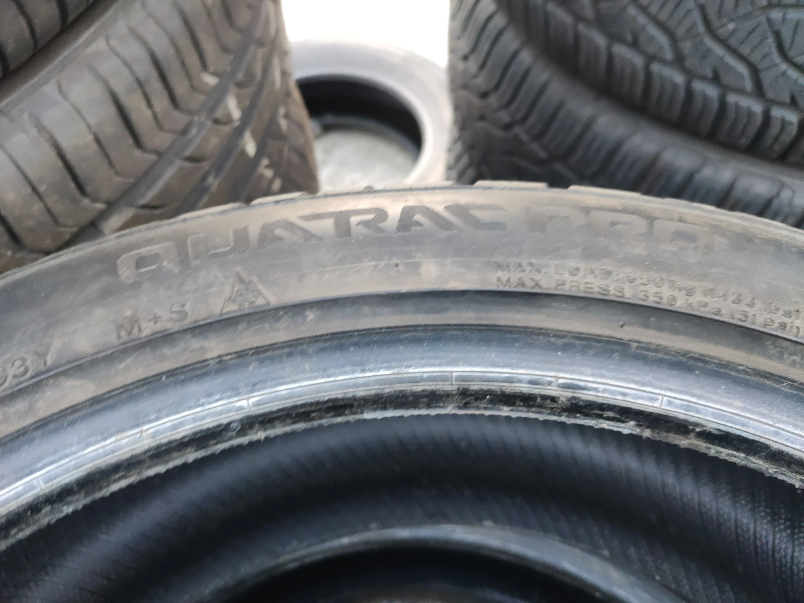 Гуми Всесезонни 210/45R18, снимка 8 - Гуми и джанти - 55491946