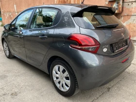 Peugeot 208 Бензин Автоматик, снимка 3