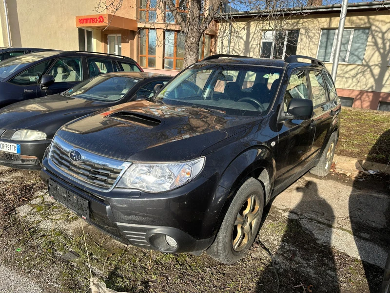 Subaru Forester 2.0TDI KLIMATRONIK, снимка 1 - Автомобили и джипове - 43878986