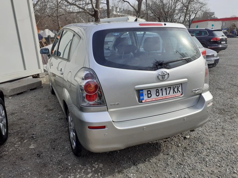 Toyota Corolla verso 1.6 i, снимка 14 - Автомобили и джипове - 47162343