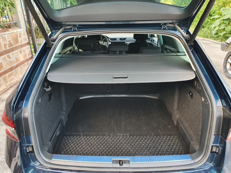 Skoda Superb Scout 4x4/280hp/2.0 TSI/7DSG Гаранция, снимка 13 - Автомобили и джипове - 50957806