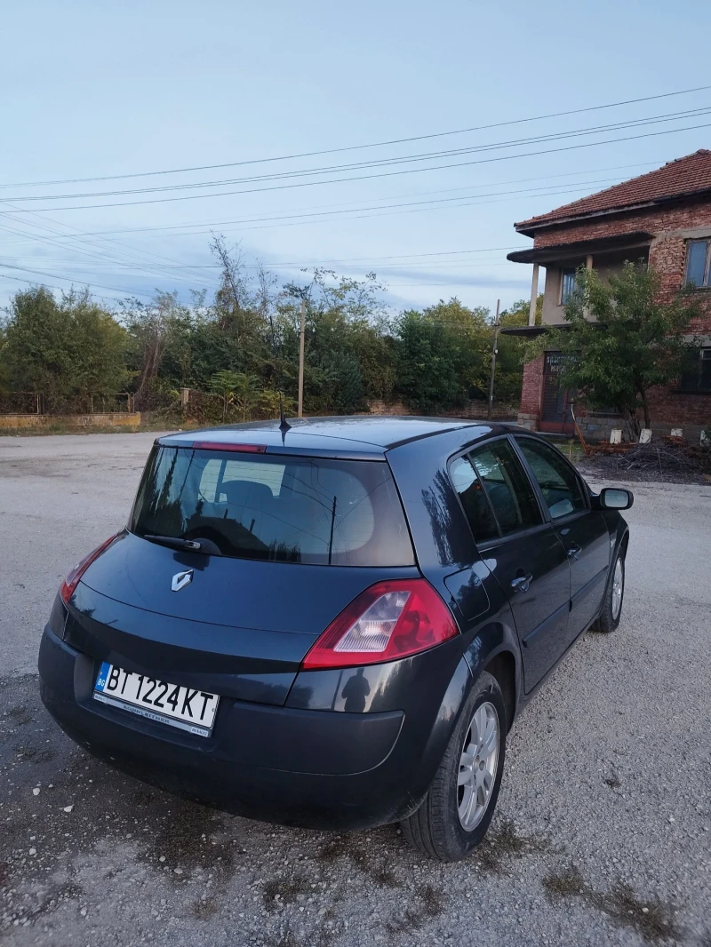 Renault Megane 1.5 dci, снимка 4 - Автомобили и джипове - 47978564