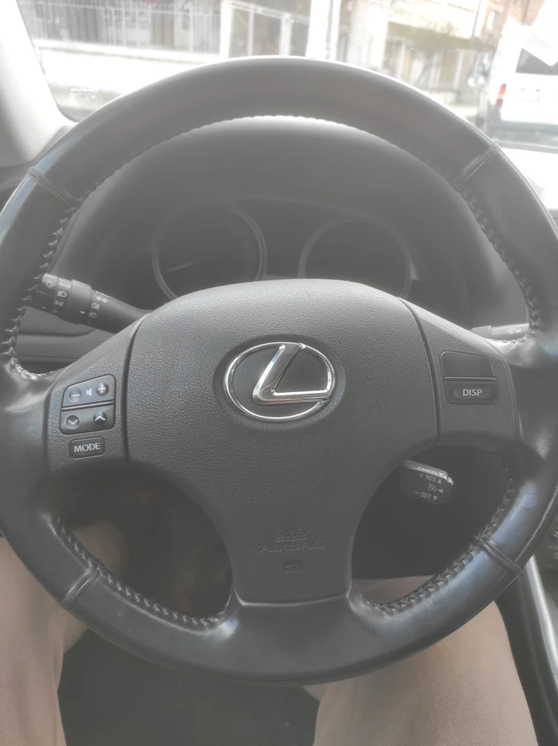 Lexus IS 220d ИТАЛИЯ, РЕАЛНИ КМ, снимка 13 - Автомобили и джипове - 48502077