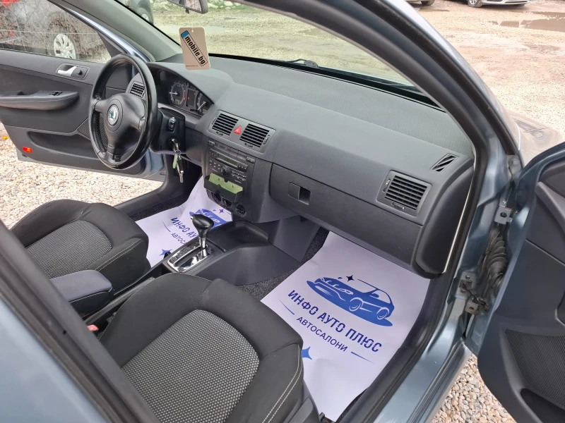 Skoda Fabia БЕНЗИН АВТОМАТ , снимка 12 - Автомобили и джипове - 49652076
