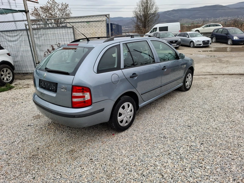 Skoda Fabia БЕНЗИН АВТОМАТ , снимка 6 - Автомобили и джипове - 49652076