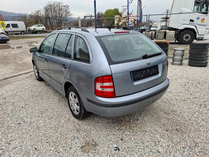 Skoda Fabia БЕНЗИН АВТОМАТ , снимка 4 - Автомобили и джипове - 49652076