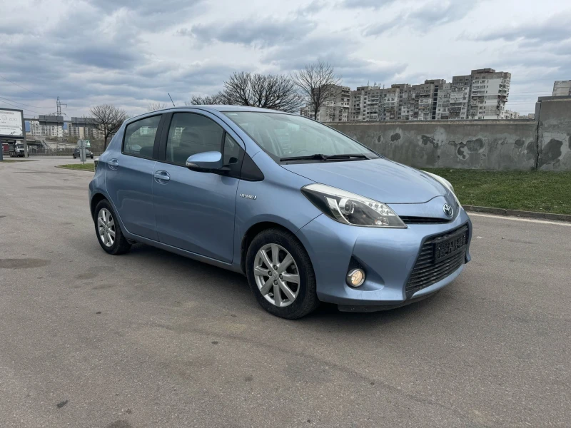 Toyota Yaris 1.5  УНИКАТ, снимка 3 - Автомобили и джипове - 49846138