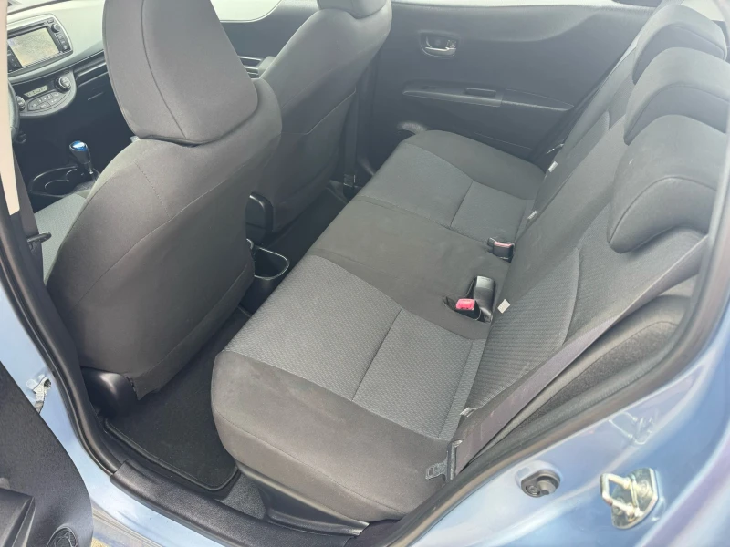 Toyota Yaris 1.5  УНИКАТ, снимка 13 - Автомобили и джипове - 49846138