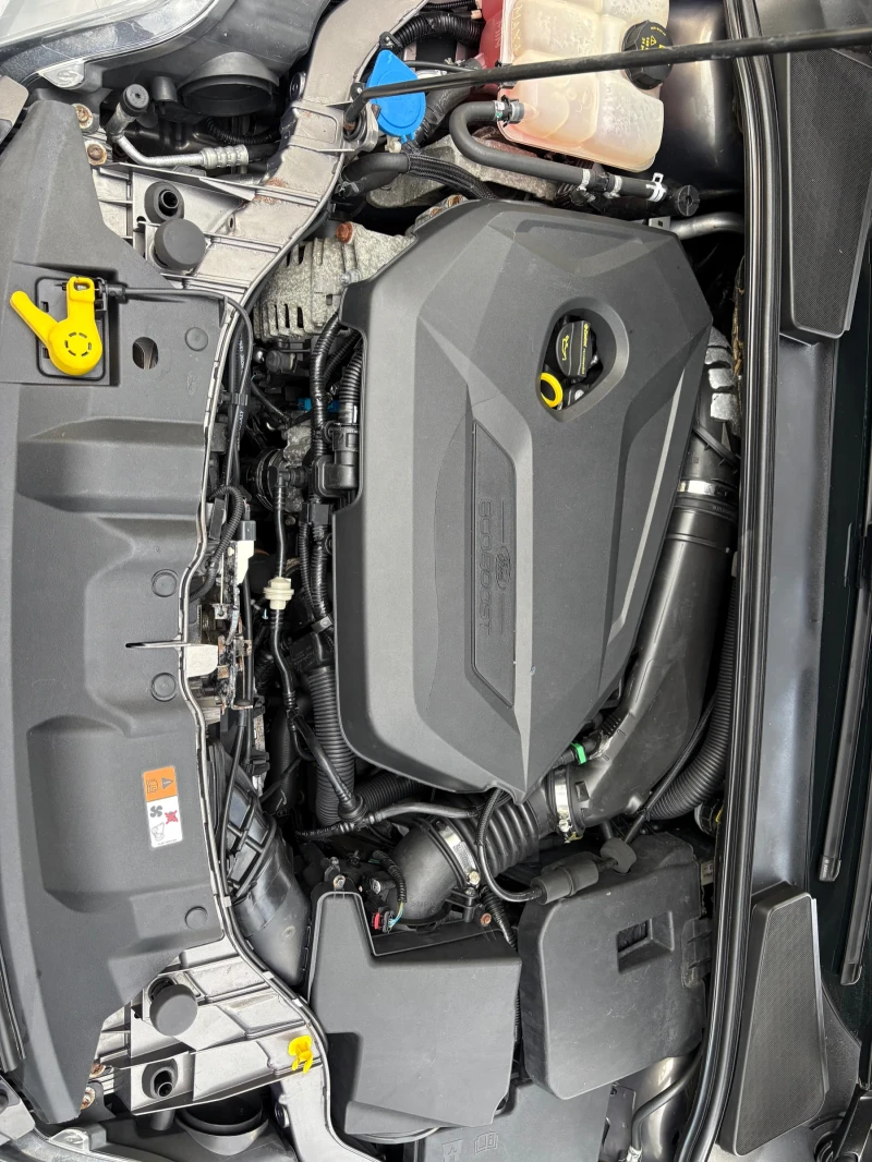 Ford Focus 1.6 eko Titanium , снимка 10 - Автомобили и джипове - 51994302