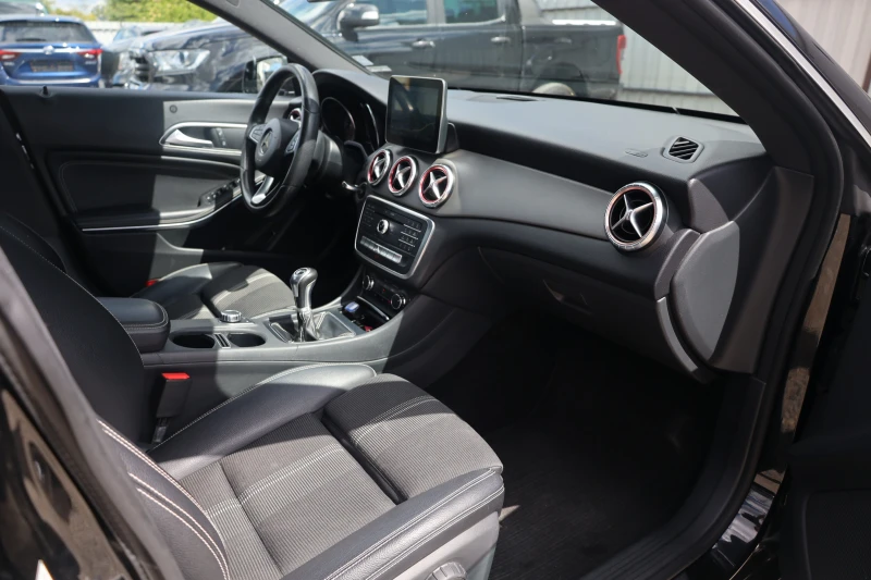 Mercedes-Benz CLA 180 i Face Limo SzH Leder 17Zoll MY16 127Kkm #iCarbg, снимка 8 - Автомобили и джипове - 51960889