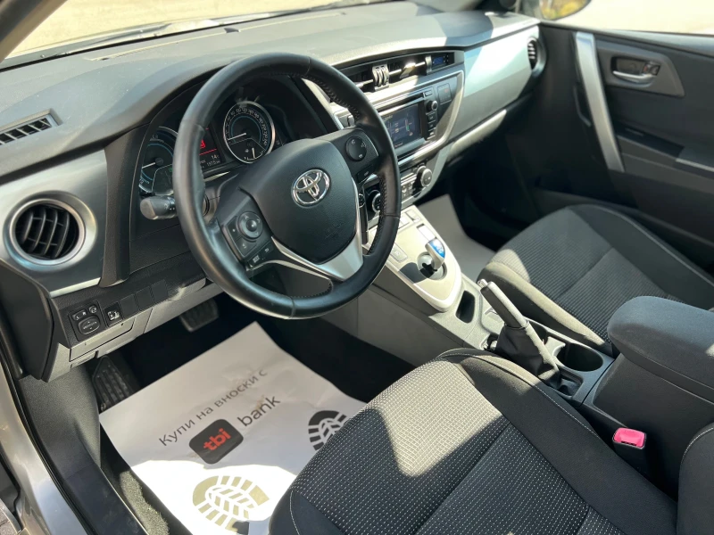 Toyota Auris 1.8Hybrid-Лизинг по 290лв през Уникредит , снимка 8 - Автомобили и джипове - 52008146