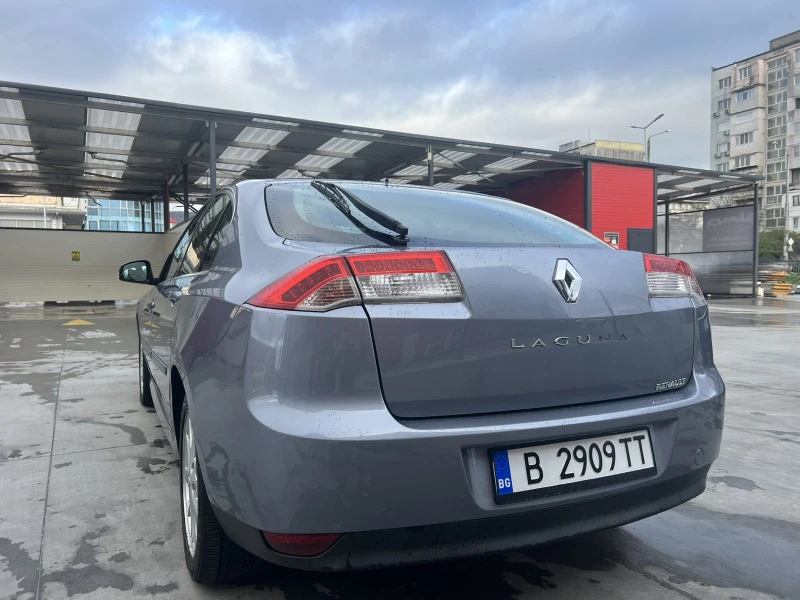 Renault Laguna, снимка 2 - Автомобили и джипове - 52710645