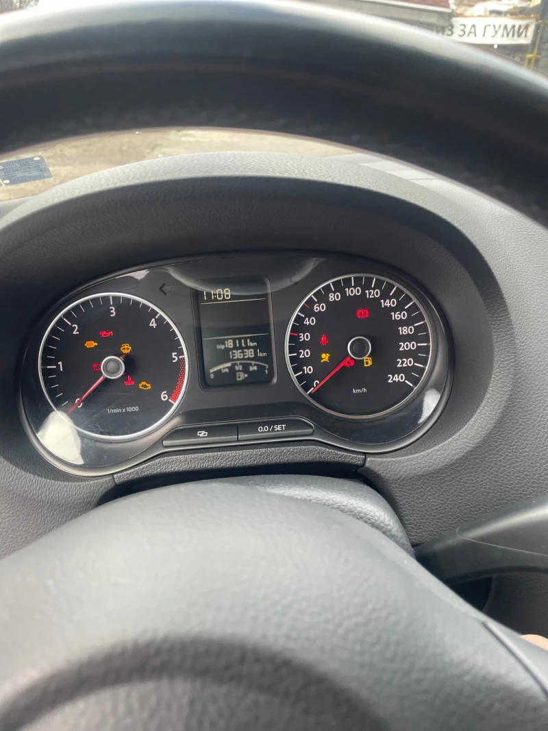 VW Polo, снимка 8 - Автомобили и джипове - 52868143