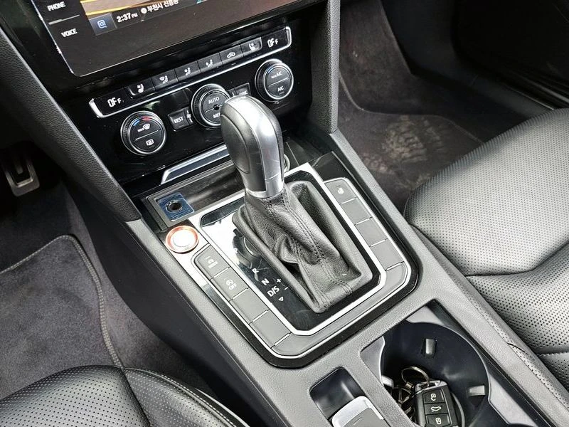 VW Arteon 2.0TDI Prestige, снимка 9 - Автомобили и джипове - 54186738