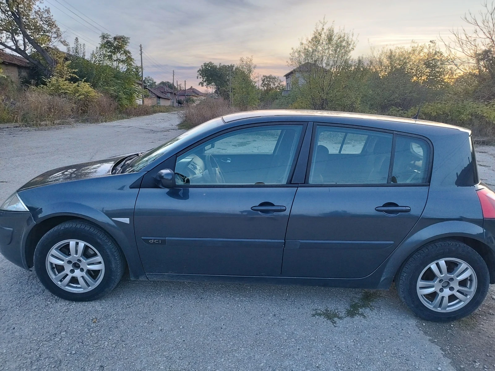 Renault Megane 1.5 dci - изображение 2