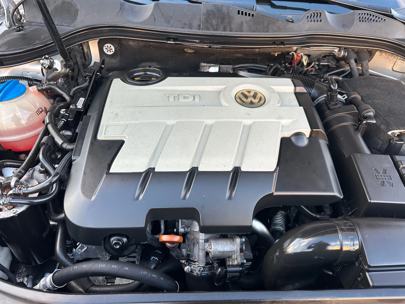 VW Passat 2.0 TDI АВТОМАТ | Mobile.bg — изображение 15