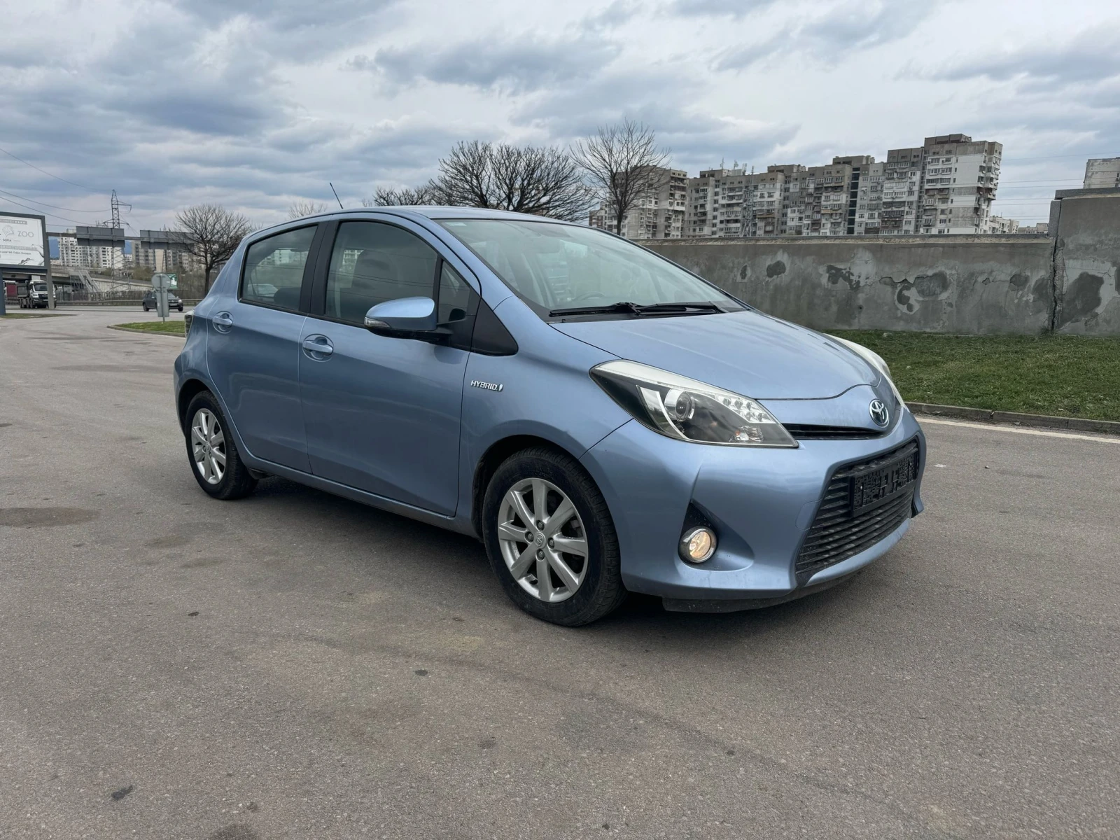 Toyota Yaris 1.5  УНИКАТ - изображение 3