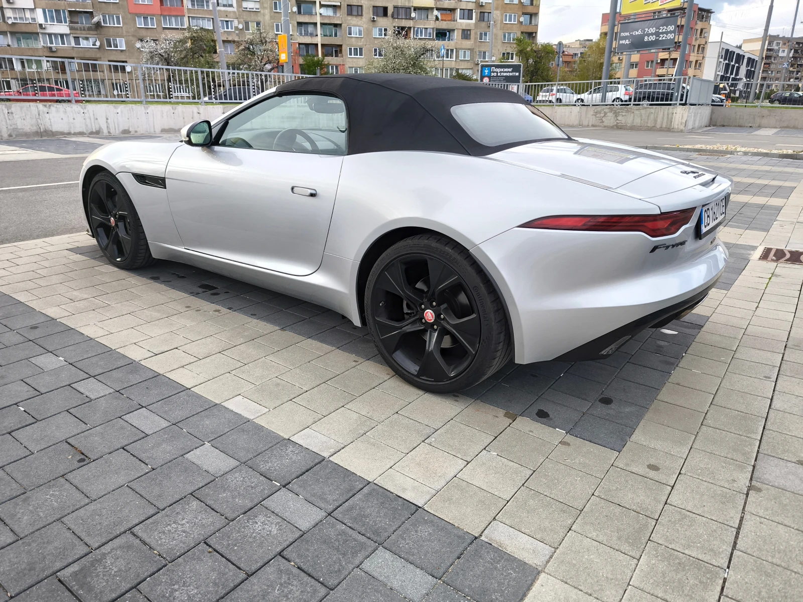 Jaguar F-Type  - изображение 8