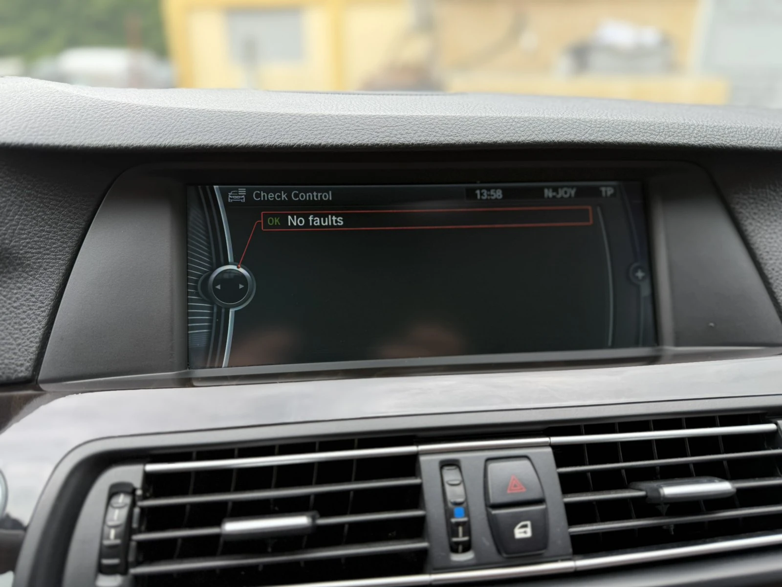 BMW 525 3.0, 204..M Pack | Mobile.bg   13