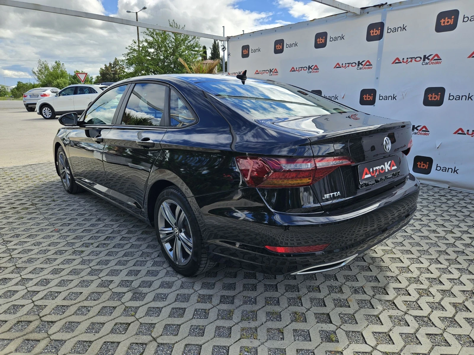 VW Jetta 1.4TSI-150кс= АВТОМАТ= 92.000км= R-LINE= ДИСТРОНИК - изображение 5