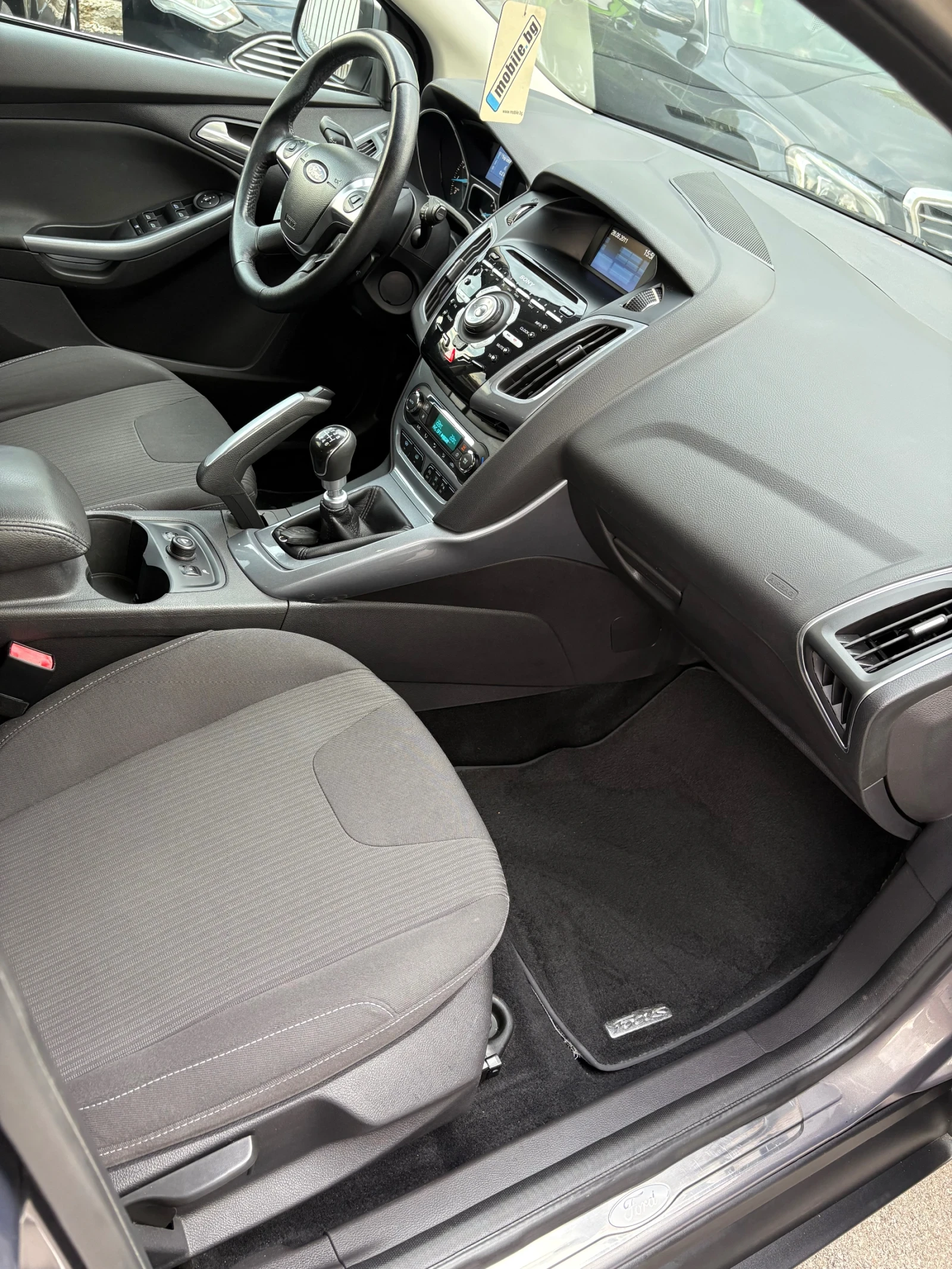 Ford Focus 1.6 eko Titanium  - изображение 9