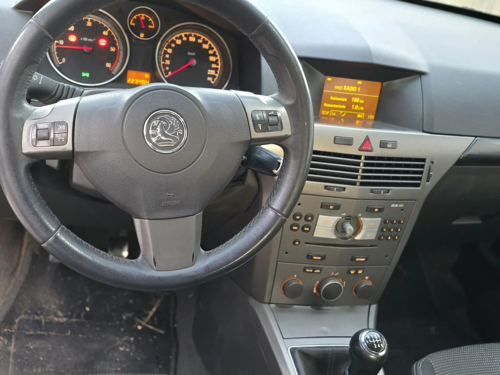 Opel Astra 1.7 CDTI  - изображение 5